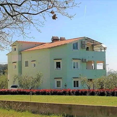 Apartmani Natasa Vrsar Bagian luar foto